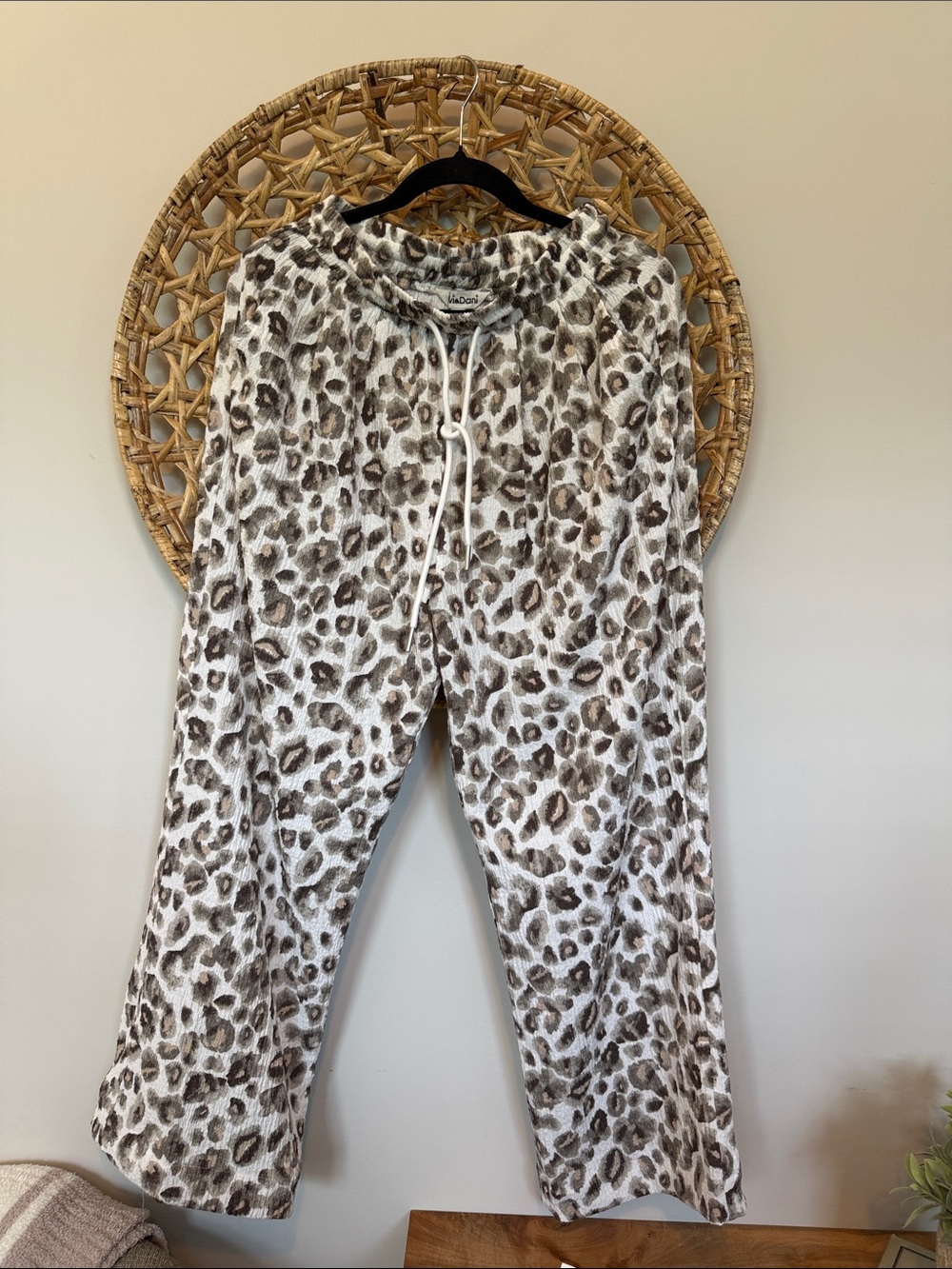 DAVI & DANI Taupe and White Leopard Print Joggers